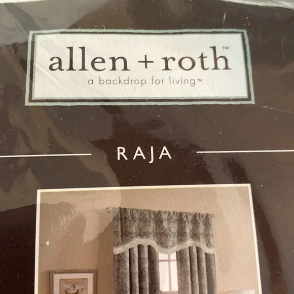 Valance Allen +Roth Raja - Picture 5 of 7